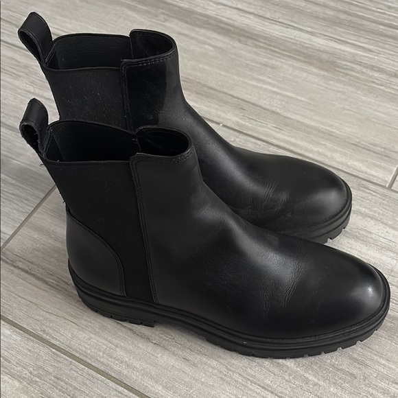 Black Women's Ankle Boots - Picture 1 of 3